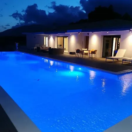 Di Aurelia 19 Personnes Piscine Jacuzzi Hammam * Porto-Vecchio